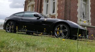 FERRARI GTC4 LUSSO