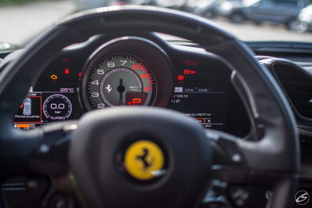 Ferrari Intérieur