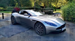 ASTON MARTIN DB11