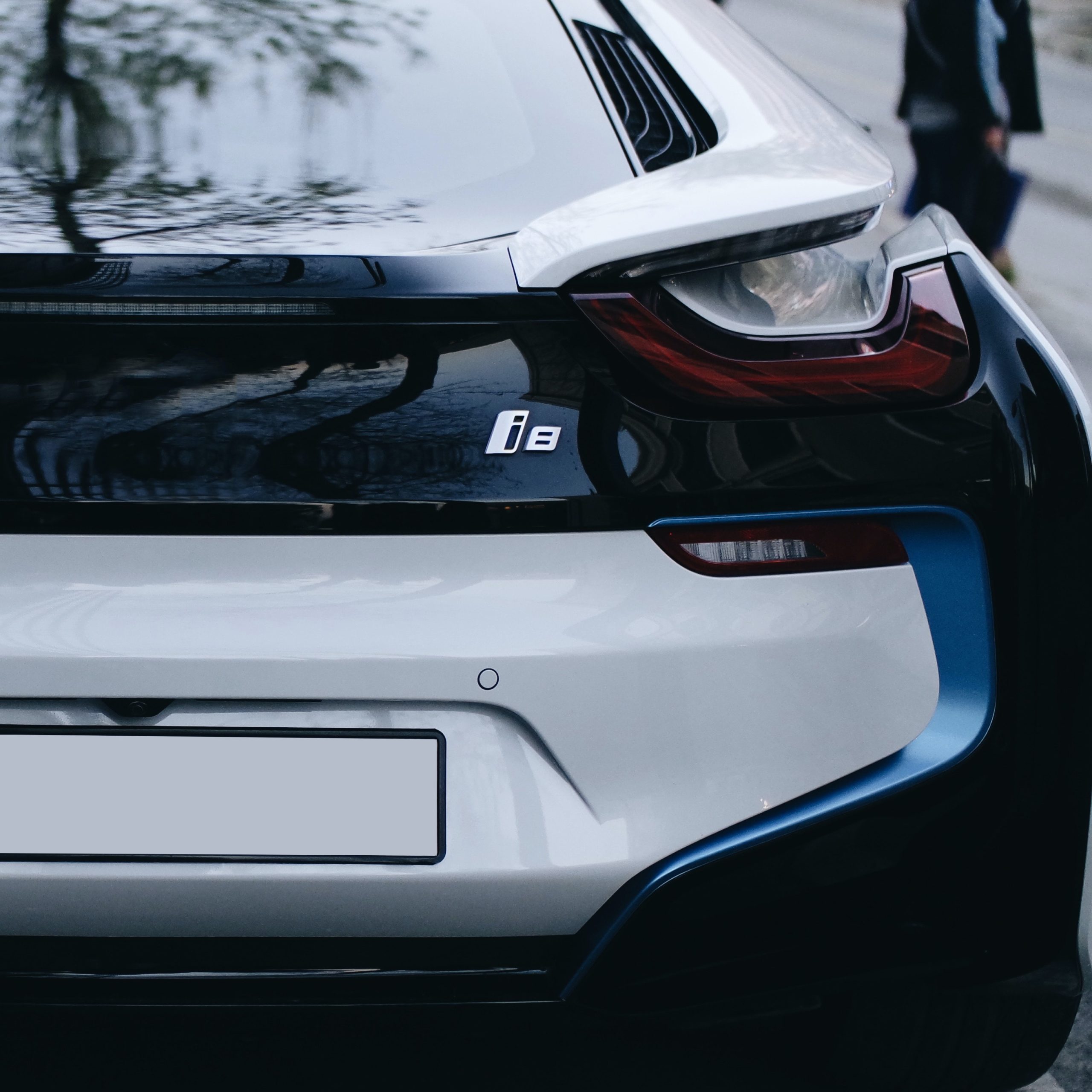 BMW i8