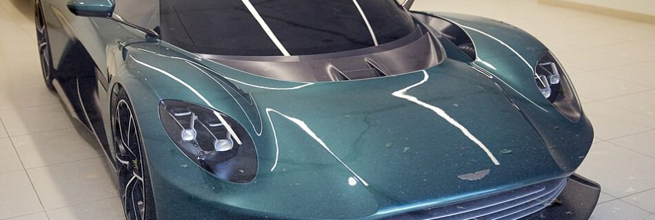 Aston Martin Valhalla