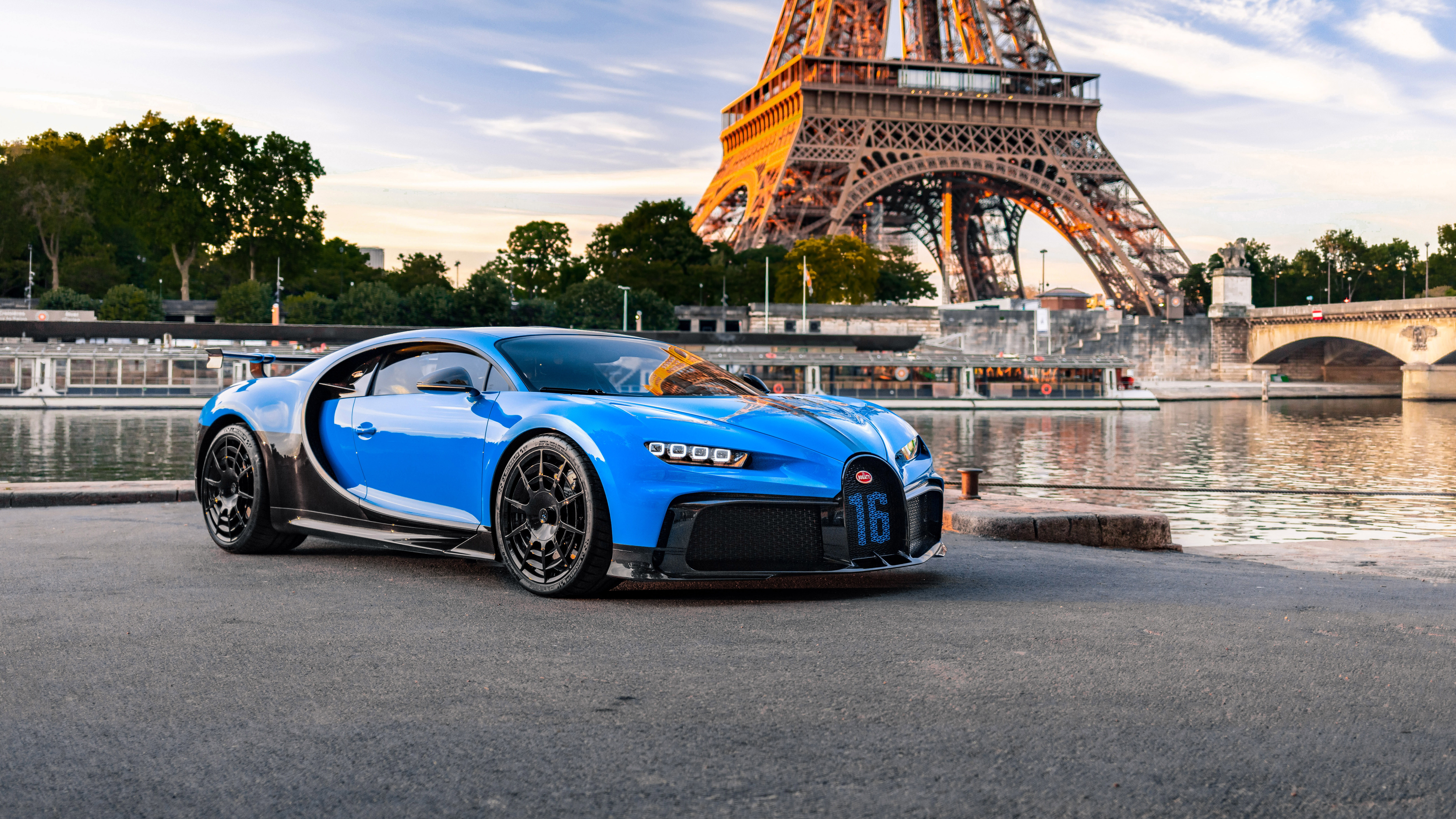 BUGATTI Paris